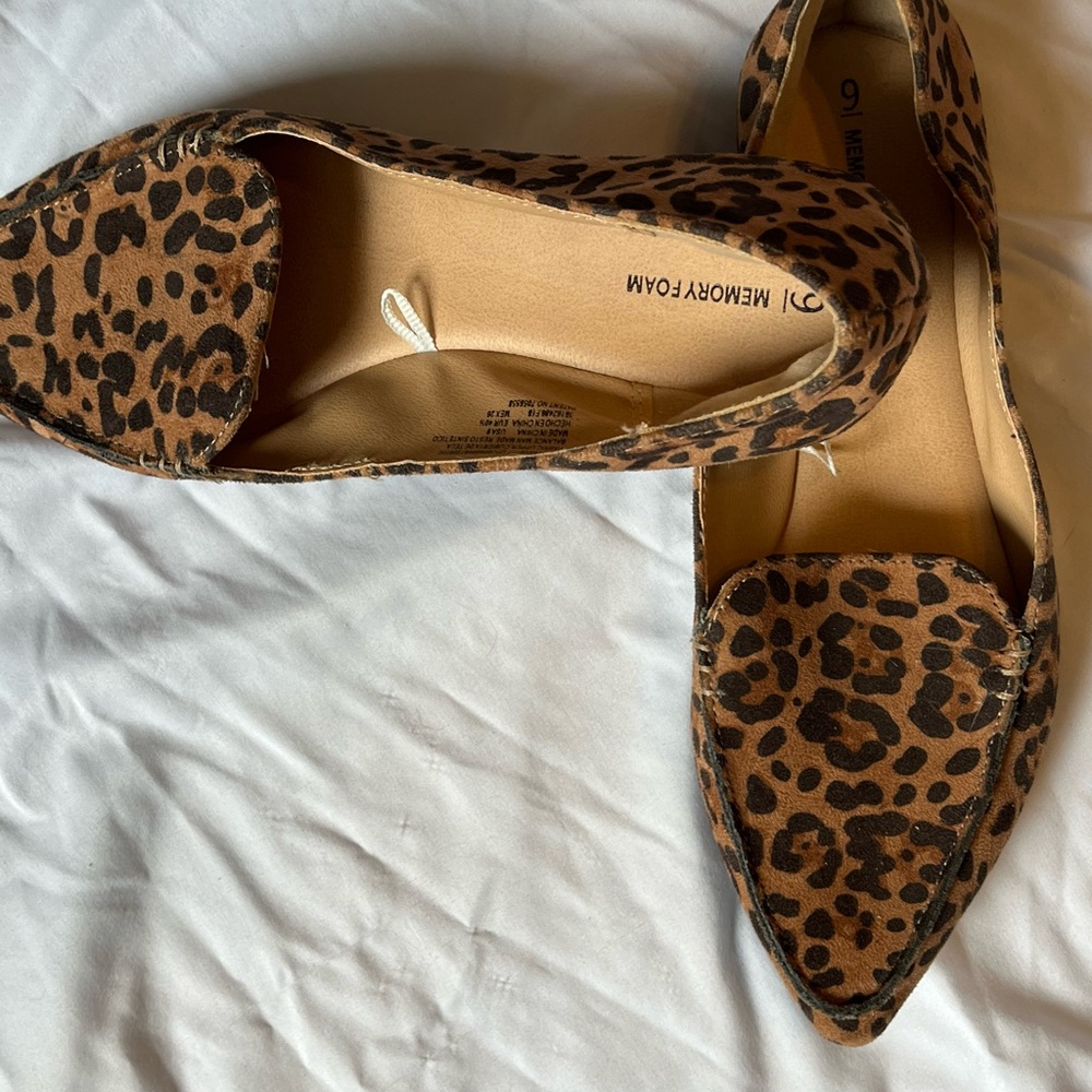 Time is Tru Leopard print dress shoes